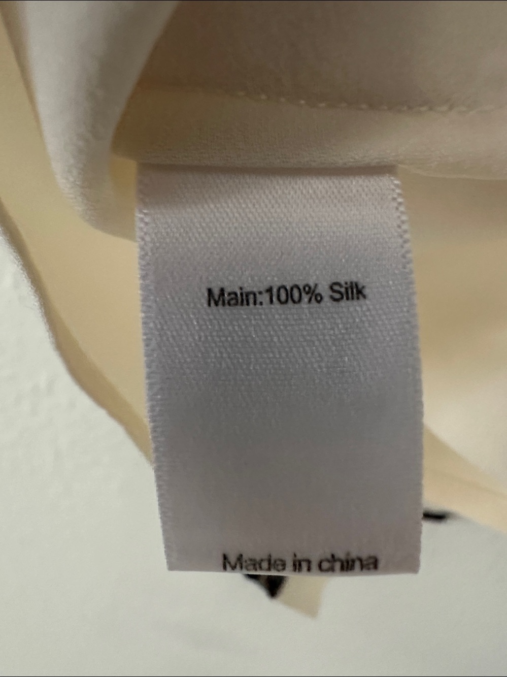 St. John Cream Silk Sleeveless Blouse with Black Lace Center - Picture 5 of 6